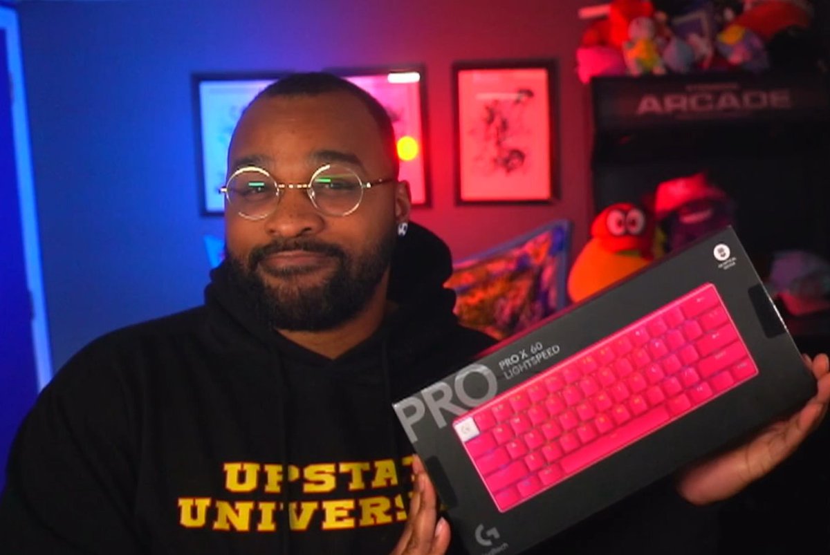 Guess what released today and guess who got one?! 👀I'll be using this on Gigantic's release day on stream! Defintely check out the Pro X 60 Wireless Gaming Keyboard, out today! #LogitechGPartner #PROX60 @LogitechG