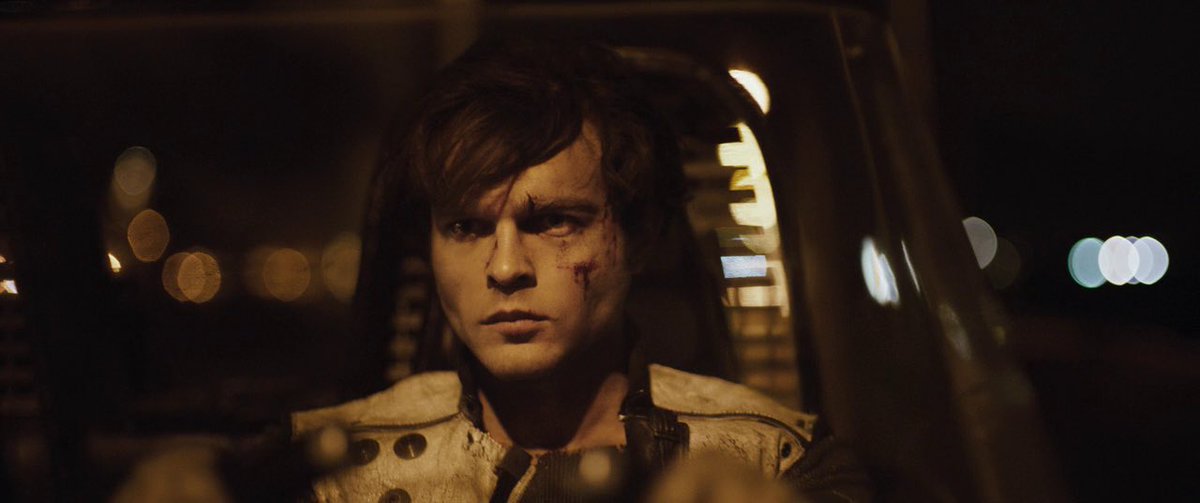 blurayangel's tweet photo. Am I the only one that wants a sequel to SOLO: A STAR WARS STORY??? https://t.co/egV1elUXrW