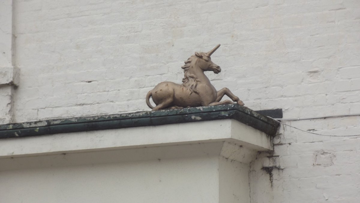 #UnicornDay neat unicorn above Wareham High Street.