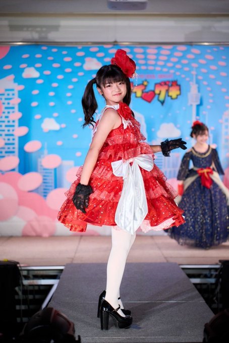 Twitterのコスプレ画像15