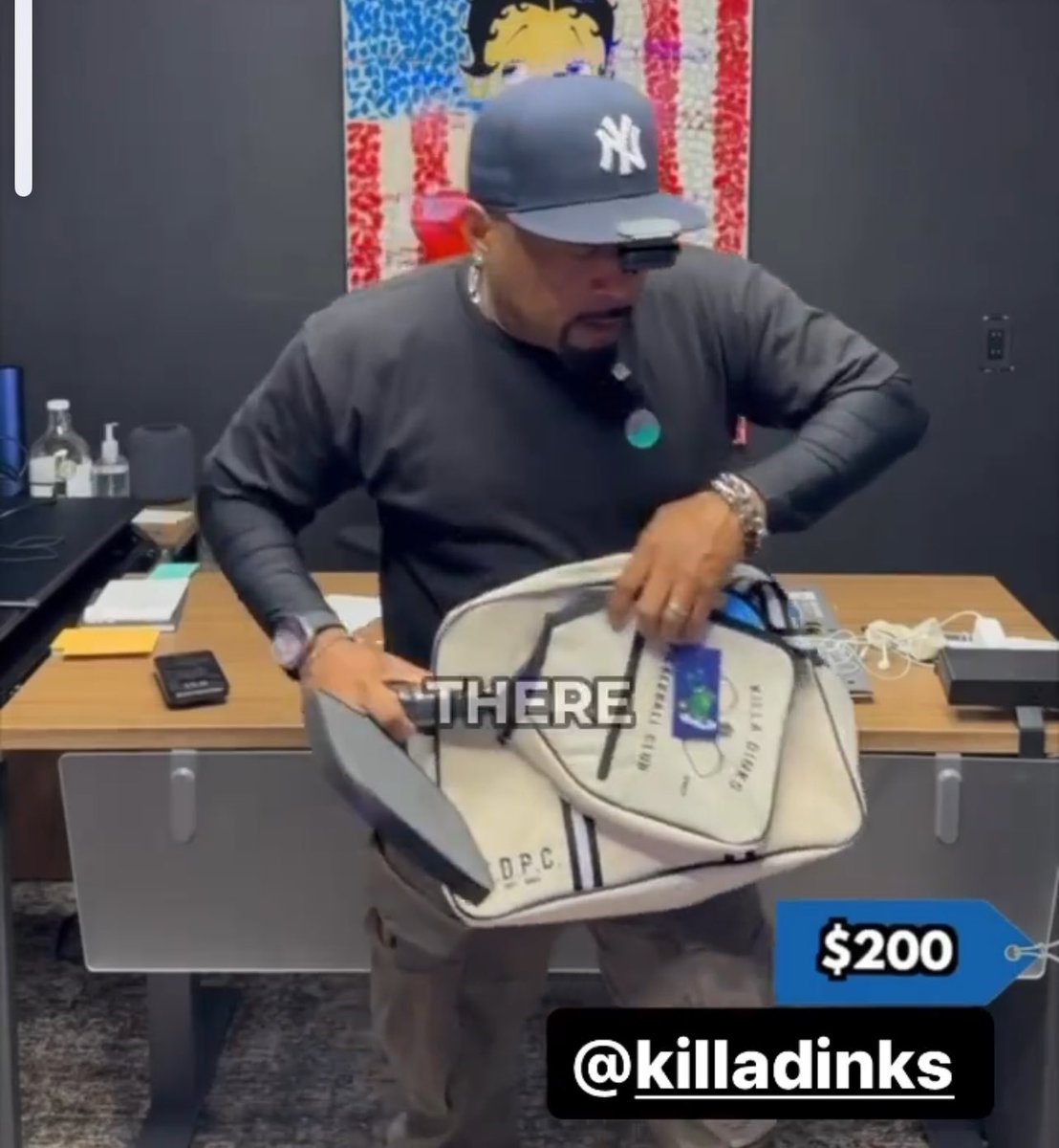 One of my all time favorite shows is Shark Tank. As an entrepreneur I couldn’t get enough of the sharks feedback and perspective growing up. To see shark and all time entrepreneur @TheSharkDaymond get excited about @killabearsnft IP with @killadinks is UNREAL 🐻