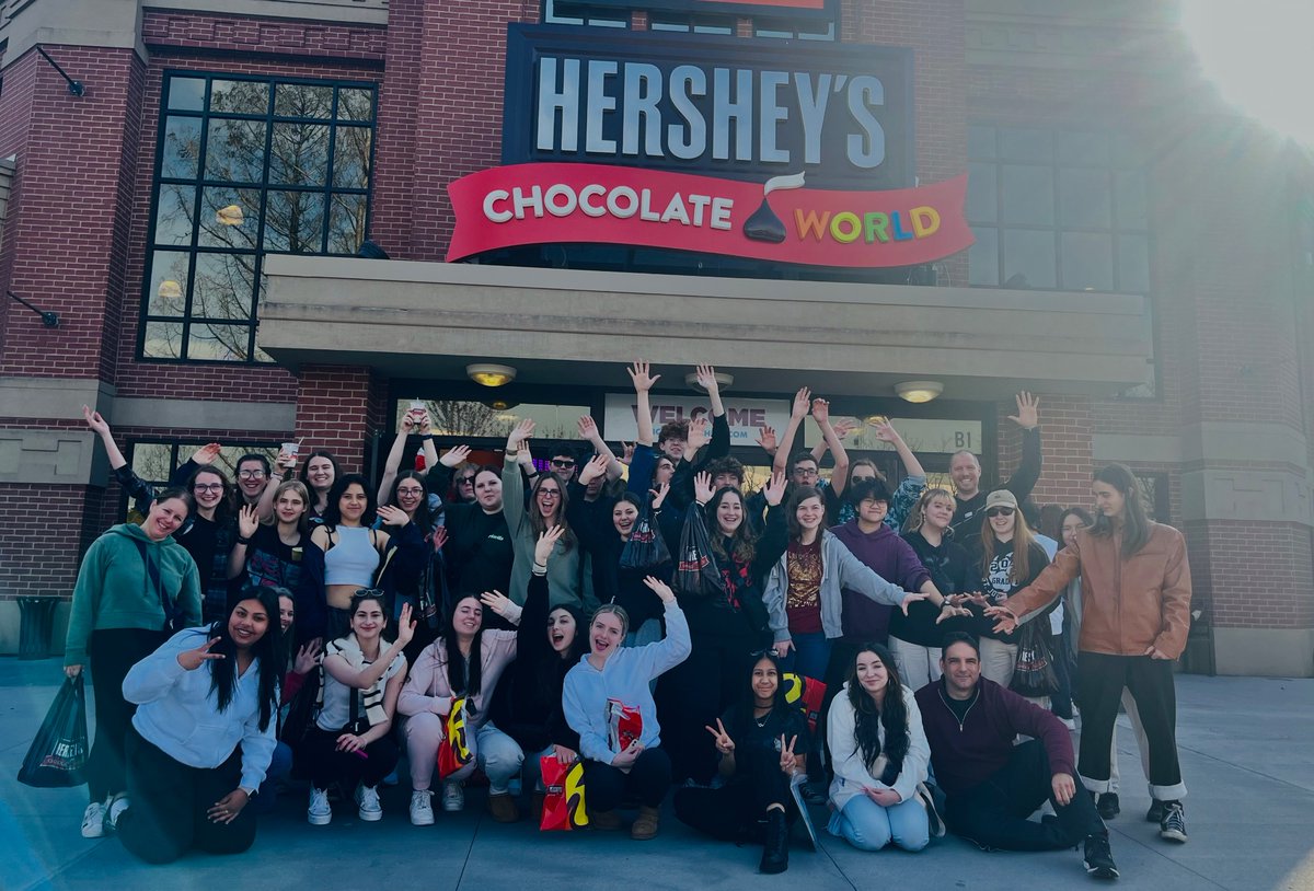 @lionsnewstoday - First stop on the Washington trip - Hersey’s Chocolate World 🍫