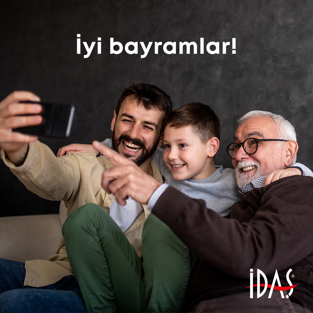 Sevgi ve mutluluk dolu bir bayram geçirmenizi dileriz. İyi bayramlar! 🌙🍬 #bayram #şekerbayramı #ramazanbayramı #iyibayramlar