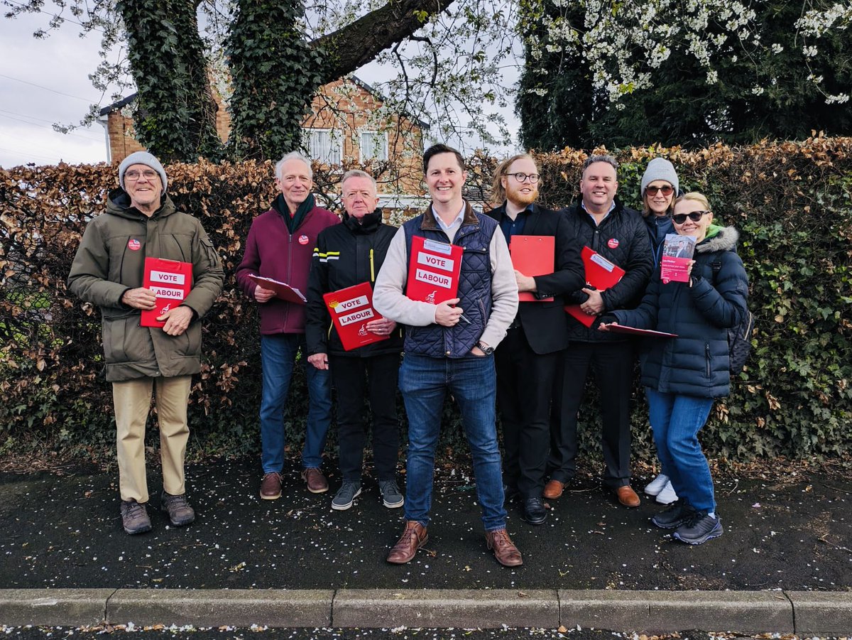 A lovely evening on the doorstep in Hatfield. Another new volunteer as well this evening joining the team.