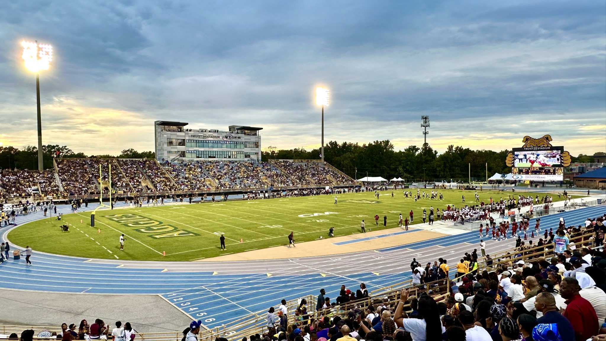College Football Campus Tour on X: 