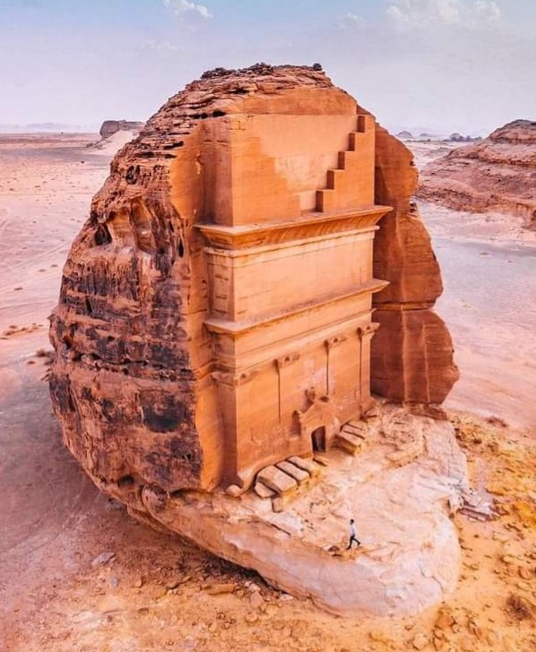 تقبل الله منا ومنكم صالح الاعمال
وكل عام وانتم الى الله اقرب #عيدفطرمبارك