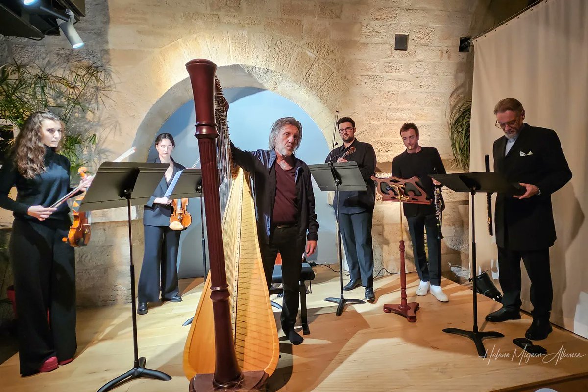 🎶 Beautiful #concert with #FabricePierre #harp, #PatrickGallois #flute, #JoëChristophe #clarinet #ValentinePierre #violin and others, and dedicated to : #Debussy #JosephJongen & #Ravel ! 📷 @helene_mahln -2024 apr.09 at La Harposphere (#Paris 12) #ChamberMusic #ClassicalMusic