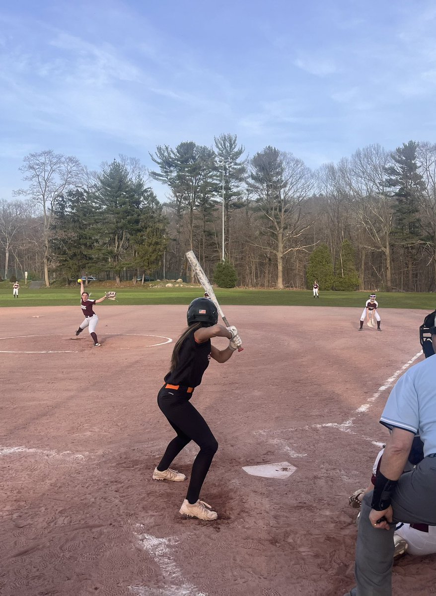 Varsity Softball @OssVSoftball home opener game vs Mamaroneck 🥎 Let’s go O! #OPride