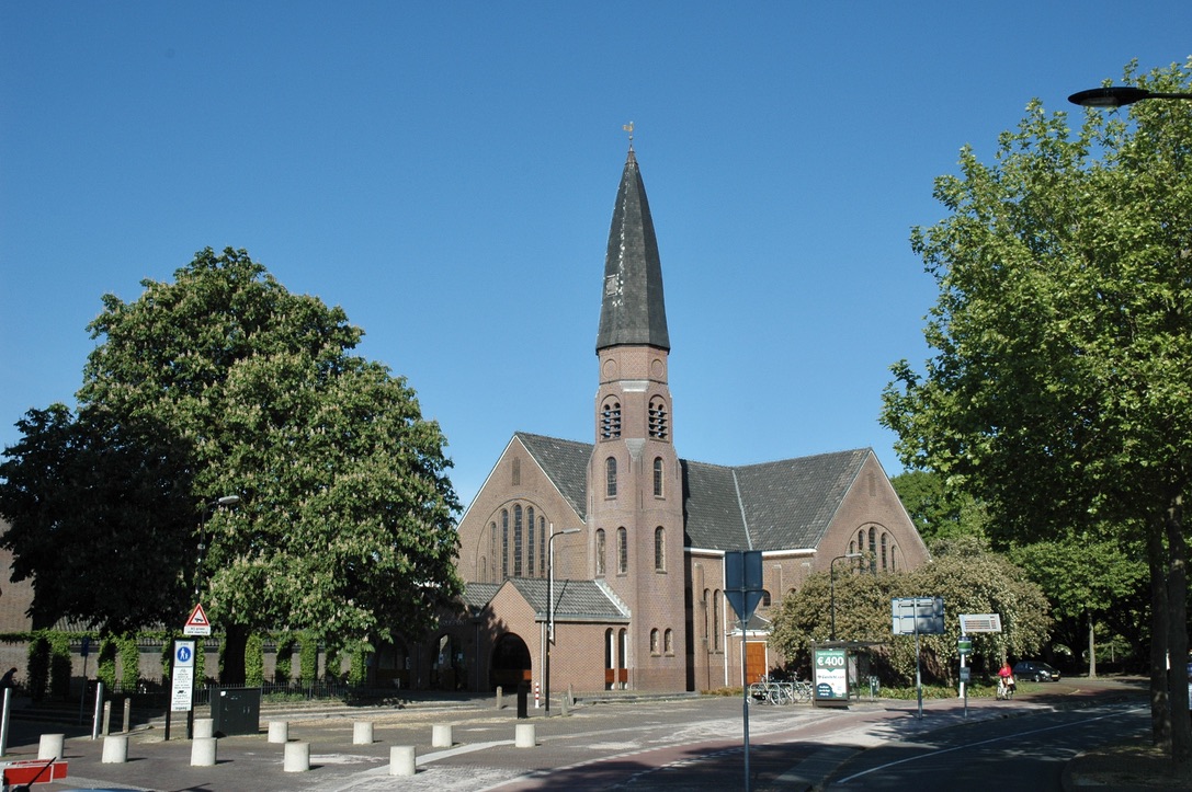 Offert college nieuwe woonafspraken onmiddellijk op?
GroenLinks is verrast door het voorstel van het college voor de bouw van woningen in het project  #Kruispuntkerk. Het lijkt erop dat dit voorstel afwijkt van de net gemaakte afspraken over #woningbouw.
voorschoten.groenlinks.nl/nieuws/offert-…