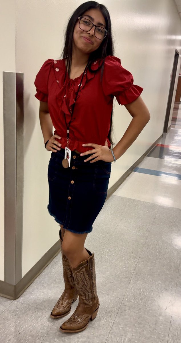 “STAAR may be tough, but TEXANS are tougher” #STAAR #SpiritDays 🤠
