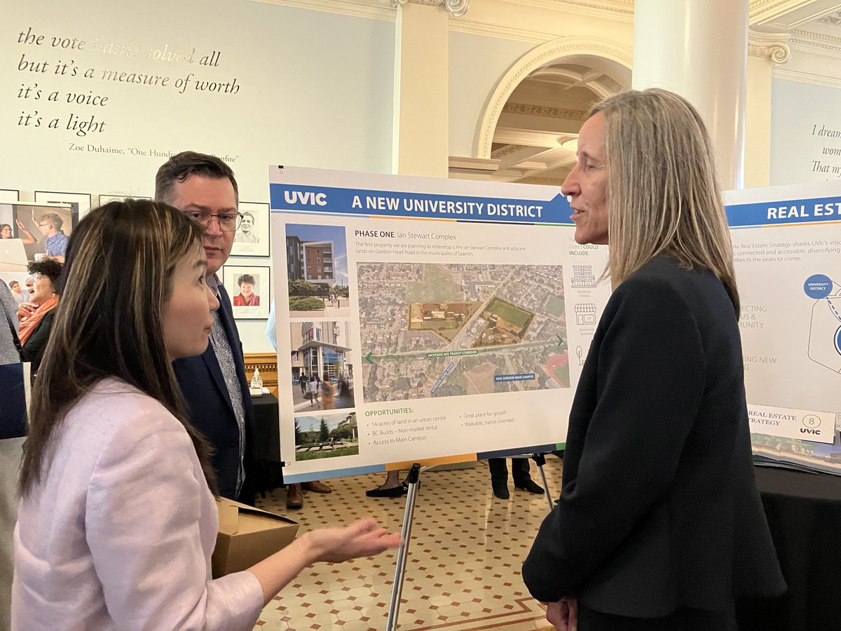 I had a great time meeting with @uvic and their brilliant students at the Legislature today. We learned about University of Victoria Centre for Aerospace Research (CfAR) and their vision for a livable, diverse, and connected community on campus. Thank you for dropping by!