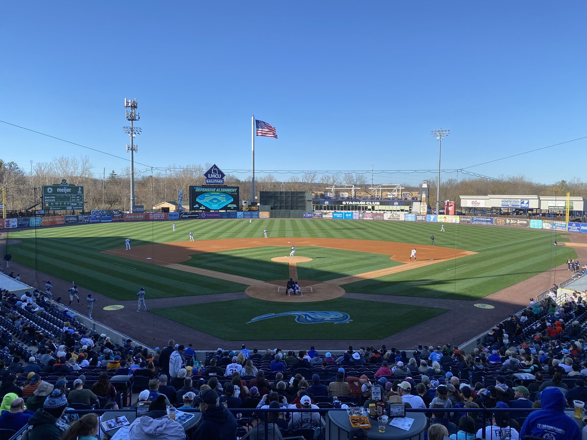 This is a sign of summer my friends ☀️ @wmwhitecaps have the home opener tonight against Quad Cities, first pitch is in moments! Highlights tonight on @WOODTV: