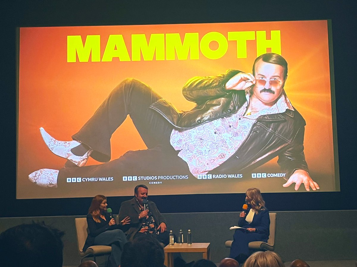 Good luck to @MikeBubbins @Sianygibby @maliannrees and the cast & crew of #Mammoth. Lots and lots of laughs at @chaptertweets this evening. A man from 1979 takes on the modern world - what could possibly go wrong? 🤪 📺 Starts 17 April on @BBCTwo and @BBCiPlayer @BBCWales 🏴󠁧󠁢󠁷󠁬󠁳󠁿