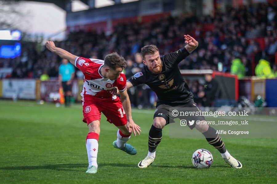 Stevenage 2-1 Barnsley

#barnsleyfc #sportsphotography #photography #newsimagesuk