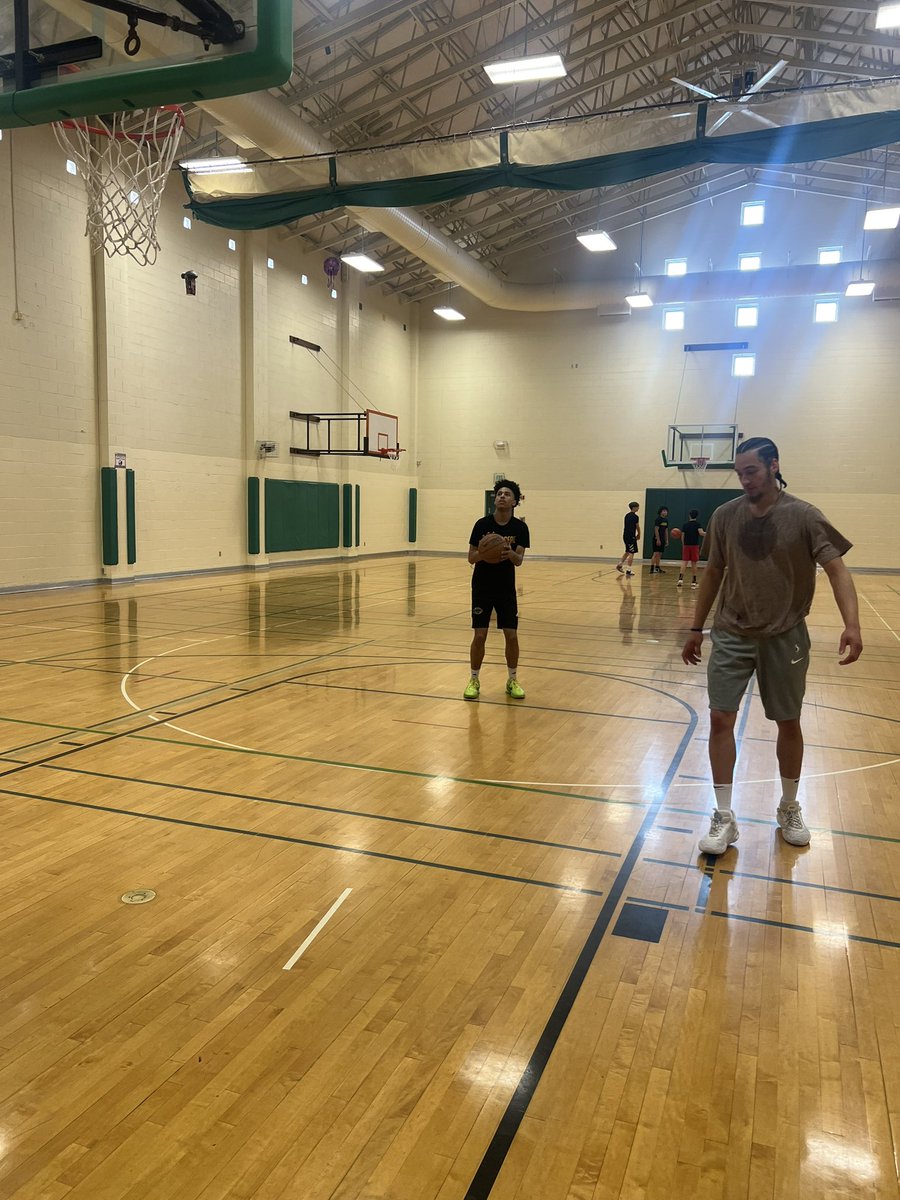 Long race strong pace, the marathon continues 🏁🏁🏁 #HOTBREAD <a href="/Kadenpowers4/">Kaden powers</a> <a href="/EllebyCj/">CJ</a>