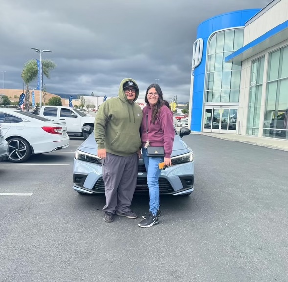 Our customers love it here! 💙Sold by Larvell.

#happycustomers #metrohonda #happy #satisfiedcustomer #honda #hondalove #ie