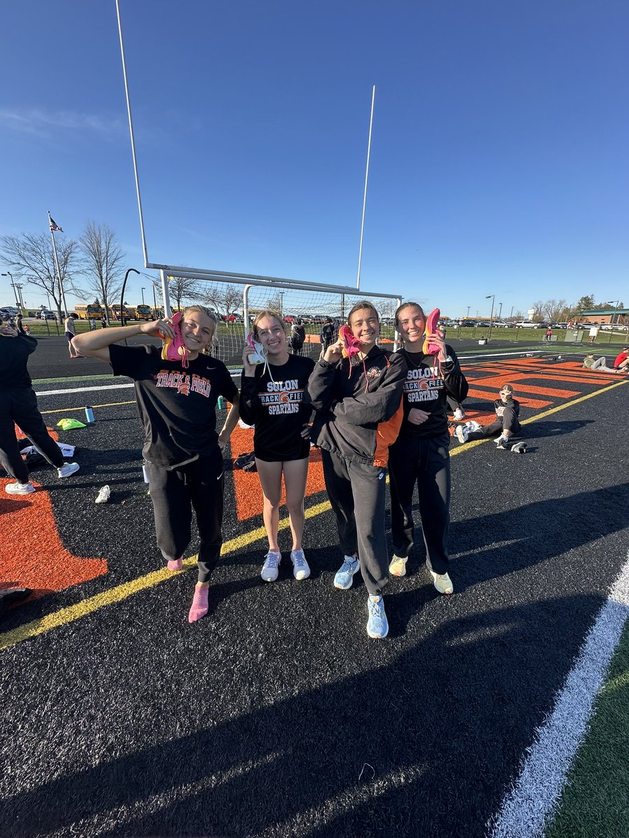 The 4x800 team of Sydney ‘speedy’ Dee, Anna ‘always fast’ Quillin, Grace ‘the fish’ Hoeper, and Gracie GOAT Federspiel brings home Solon’s first win of the day! Great job ladies!