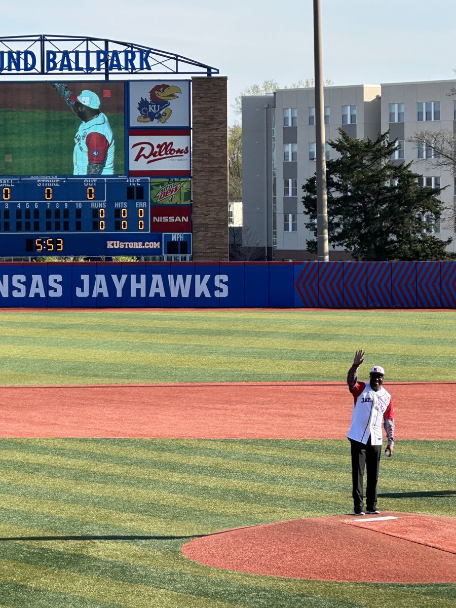 ⁦Good to see @nlbmprez⁩ throw out the first pitch before the KU-Nebraska game at Hoglund Ballpark. I believe his pitch was clocked at 92 mph.