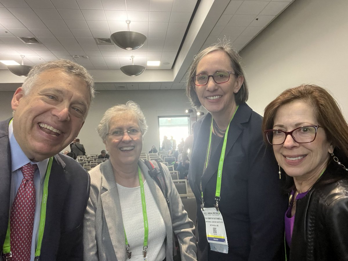 .@DrRoyHerbstYale moderates a panel presentation on the #Moonshot #NationalCancerPlan at #AACR24 with @NCIDirector, Dr. Elizabeth Jaffe, Dr. Pat LoRusso, & @biancaislam. “Together, we will be able to advocate to restore and retain funding, and more importantly we can educate on…