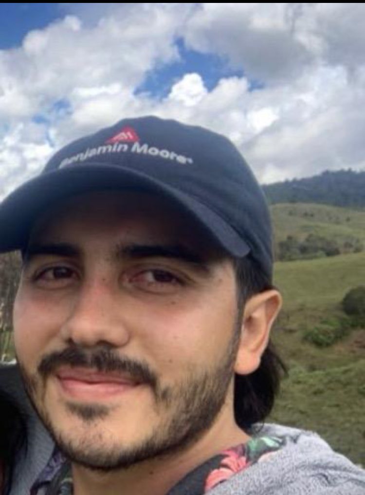 claoyepes's tweet photo. #DondeEstaCamilo #AndresCamiloNoAparece Dios! 735 Días! Camilo sigue ausente! 2 capturados se declaran inocentes!Quien responde por mi hijo!Quien me lo devuelve cómo este! Que silencio tan ensordecedor! Nadie dice nada y yo con mi dolor sin calmar! Cada día es peor! Ayúdame! Dime https://t.co/D3iEHn2zX5