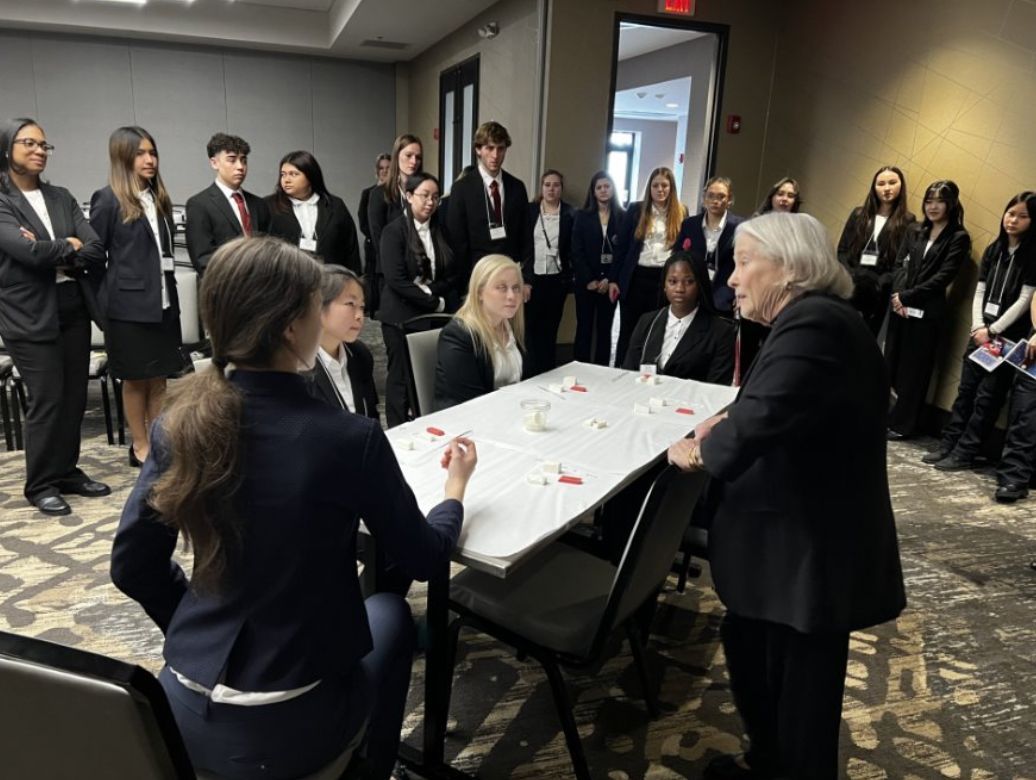 LECOM Early Acceptance Program: ​ High school juniors and seniors at the HOSA event in Syracuse, NY competed in a LECOM sponsored soap carving competition to test for manual dexterity. buff.ly/3tC5ANc