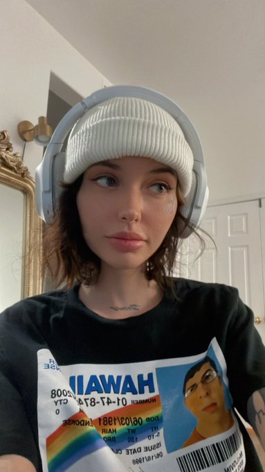 IM BACKKKKK https://t.co/yP9MoobWMy<a href="/tag/mvsales"class="tags"><span>#mvsales</span></a>