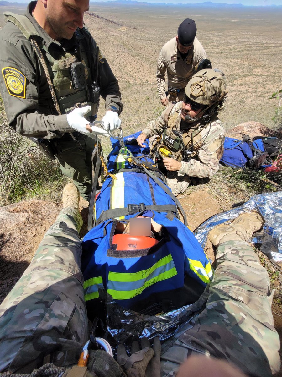 4/8: USBP agents in Ajo, AZ responded to a 911 call from a Mexican National in distress. Fortunately, an AZ DPS rescue helicopter w/ a BORSTAR paramedic on board located, applied tourniquets, & safely extracted the subject for further medical evaluation.
