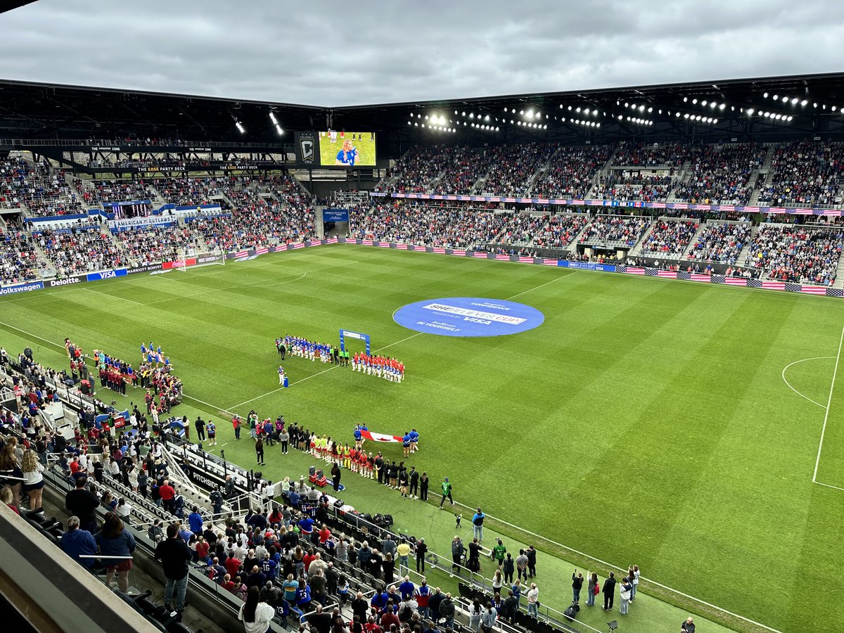 #USWNT vs. Canada in the SheBelieves Cup final. On a dry field this time!