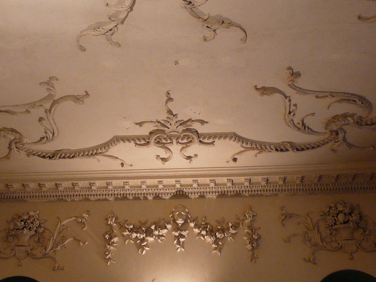 We are absolutely devastated by the news about the fire @PoltimoreHouse and hope something may be salvaged. All that time, skill, and renovation work - such a tragedy. And beautiful Rococo plasterwork 😢 DBG last visited in 2011 (Pics©️@archaetexts)
