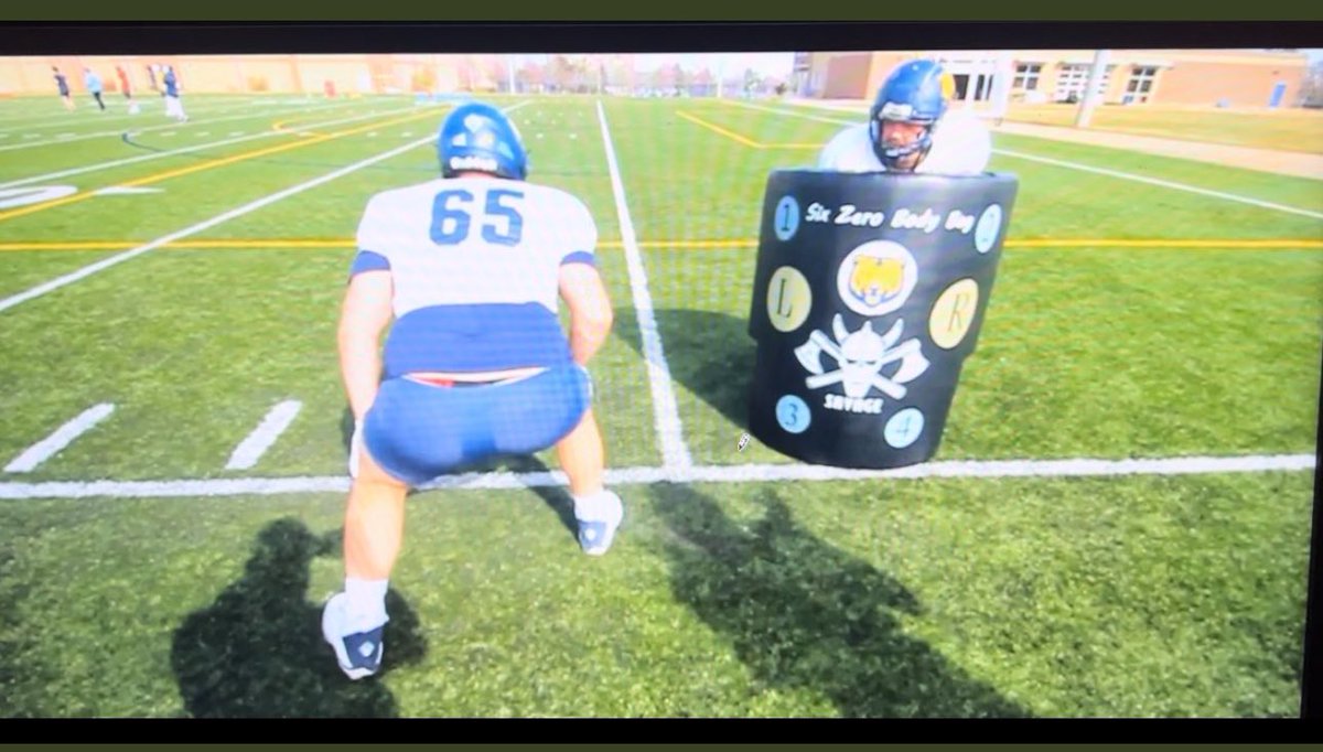 The Custom @sixzeroequip Blocking Shield helping the @UNC_BearsFB #OL get better! @CoachNickNissen getting the Grizz right In the trench! Get yours : SixZetoEquipment.com