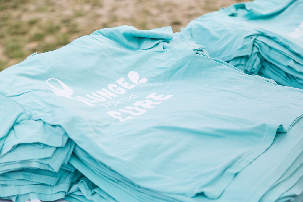 #TakeThePlunge, earn the shirt! 🏊‍♂️ Exclusive #PlungeForTheCure T-Shirts commemorate your dedication to the cause 💙 Rocking this trendy gear helps us #CrushOvarianCancer! Ready to make waves in your Plunge for the Cure tee?