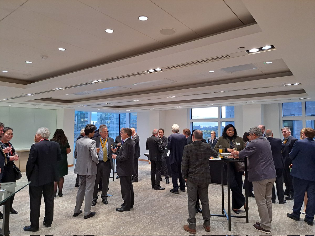 Well done to the Worshipful Company of Arbitrators for a terrific lecture &amp; reception this eve. Thank you to all involved, especially Phillippa Rowe &amp; Andrew Parsons for your lecture Myths &amp; Misconceptions: The Development of Mediation. Thank you to <a href="/HoganLovells/">Hogan Lovells</a> for hosting.