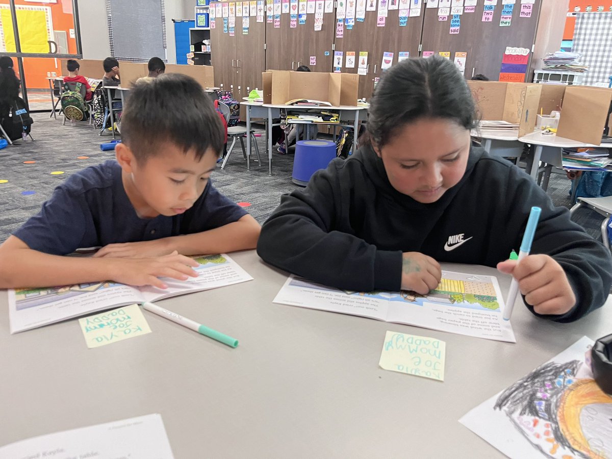 Small groups started chapter books today 😮 🙌🏻 So proud of these growing readers! @BrosnahanES #BroncoTough #FirstGradeBroncos