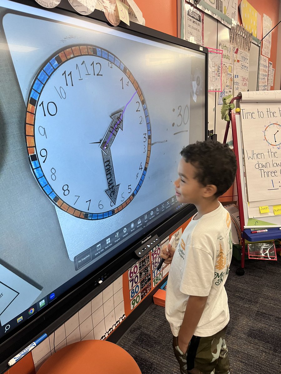 Learning some tricks to tell time to the half hour ⏰ @BrosnahanES #BroncoTough #FirstGradeBroncos