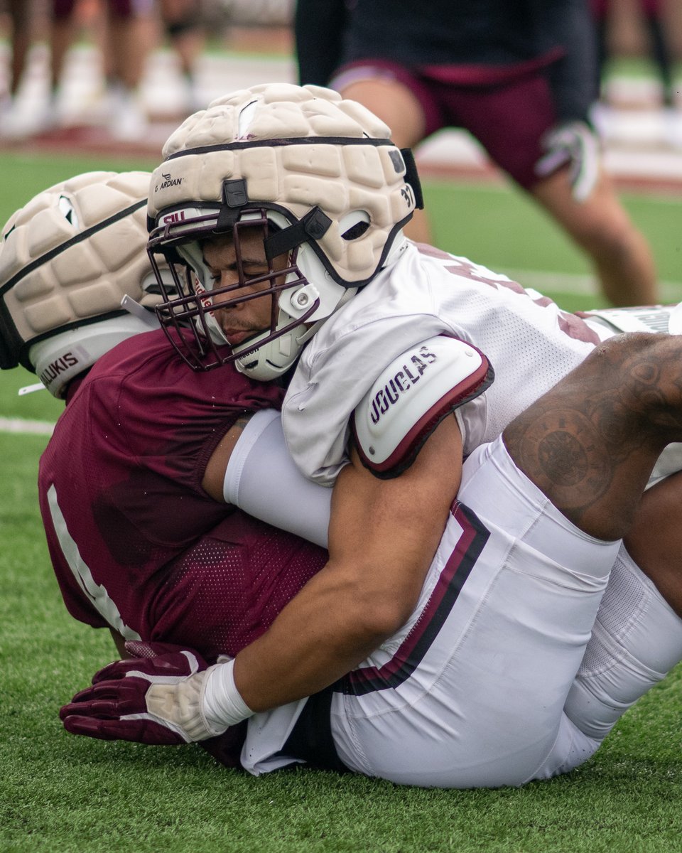 Back in the lab for Practice🔟 Album🔗adobe.ly/4aulIEi #Salukis | #RunWithUs