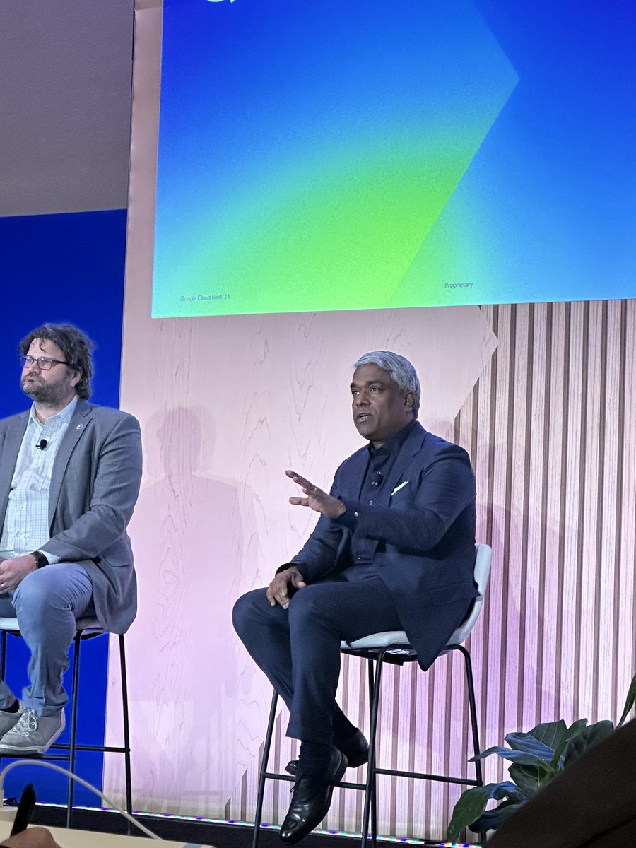 Great @GoogleCloudTech session with CEO Thomas Kurian. “In many cases AI is allowing customers to find scale where it previously did not exist. It allows them to achieve more”