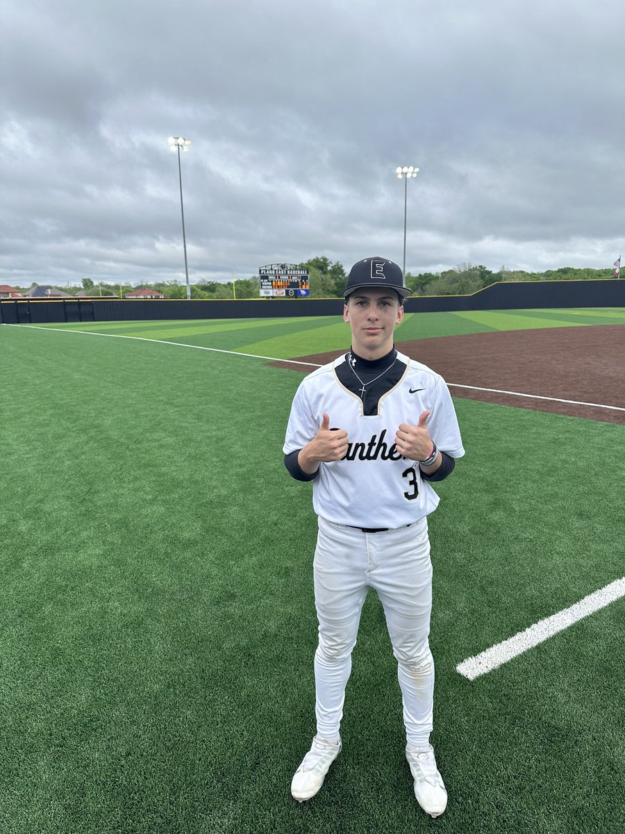 Dawg of the Day goes to @A_Valdez19! Andrew threw a complete game shutout against Plano West while allowing only 1 hit and striking out 5. At the plate he collected 1 hit and 1 RBI of his own. @peshbaseball JV Gold wins big 6-0