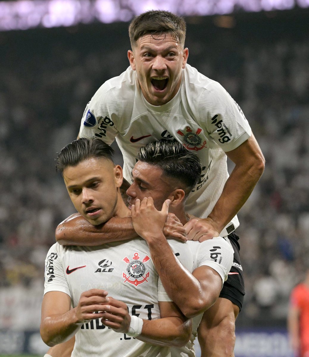 Desde Paraguay para el mundo 🌎

Máximo goleador del Neo Química Arena es PARAGUAYO 🇵🇾

¡GRACIAS PARAGUAY! 🫶🏻