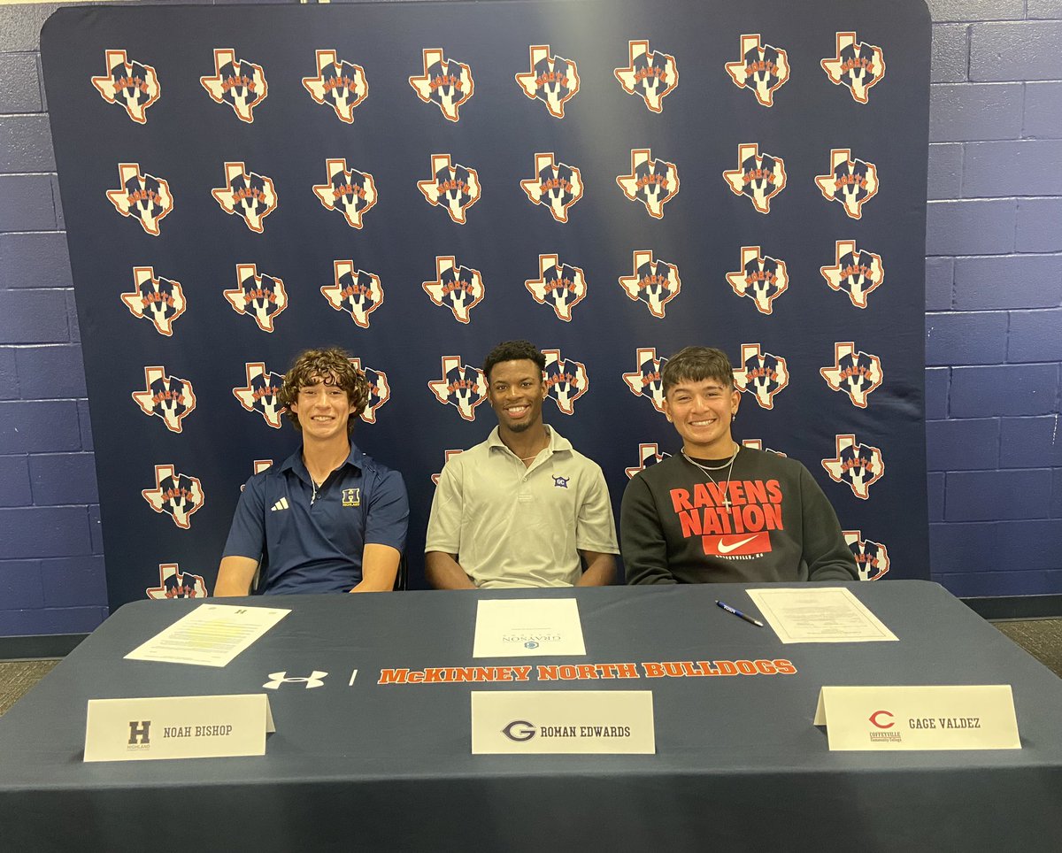 Congratulations to our guys who signed today. Noah Bishop- Highland Community College Roman Edwards- Grayson County College Gage Valdez- Coffeyville Community College