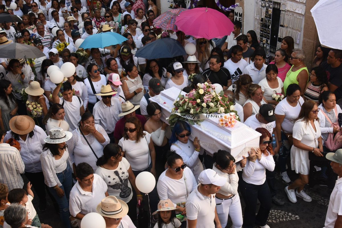 🔥 Tlacolol | CAMILA, UN EPISODIO DE TERROR QUE NUNCA DEBIÓ SUCEDER. Lee la columna completa 👇🏼✨

eltlacolol.com/index.php/2024…