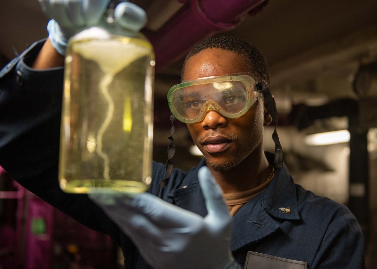 U.S. Navy tweet media