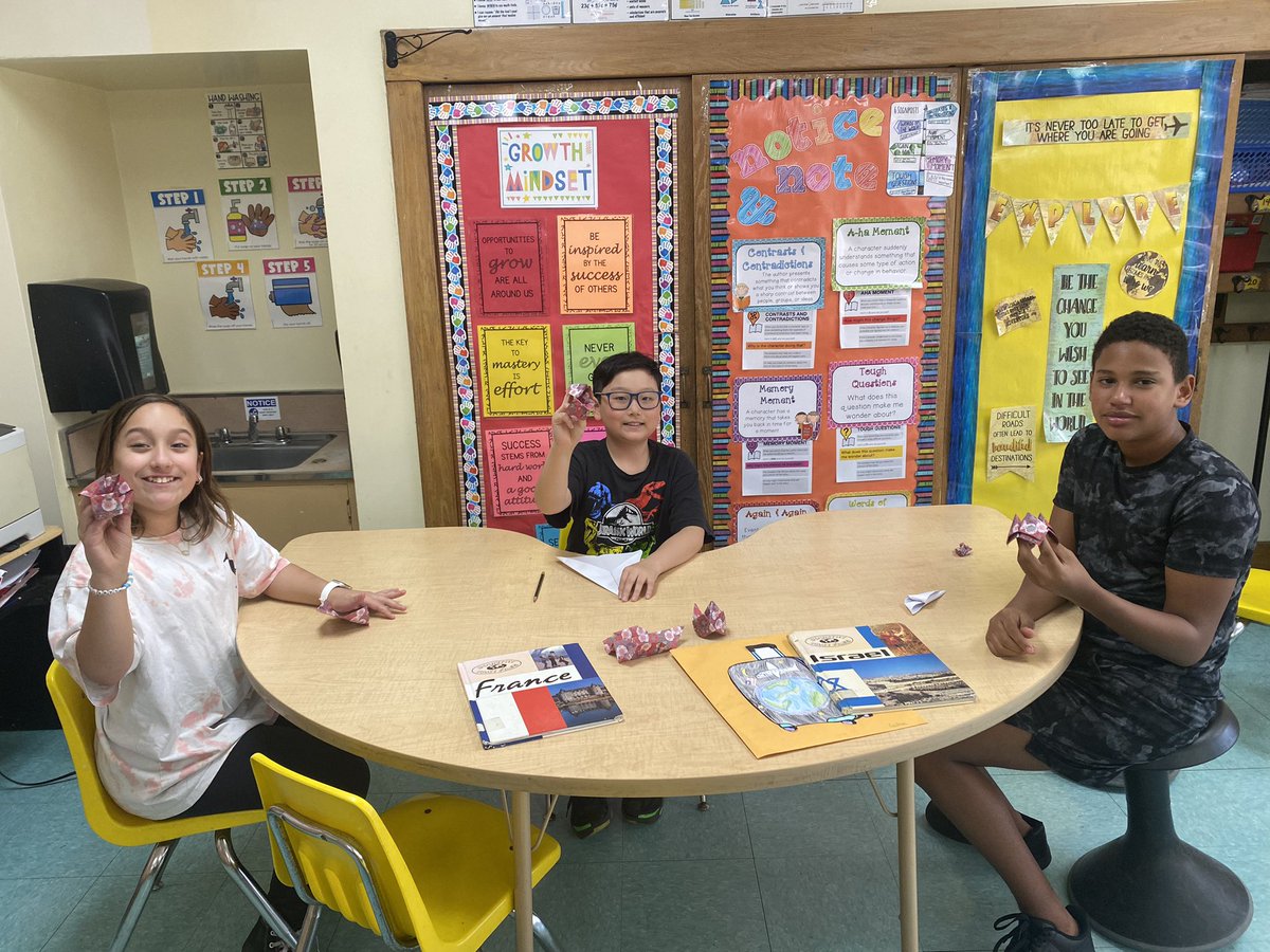 Cristina Artusa (@mrsartusa) on Twitter photo #GiveAHootFor 5th grade World Travelers and #WaverlyWonders going back to basics when WiFi wasn’t an option today for our research! Hitting the books to learn about a few different countries and even did some origami! <a href="/AllisonBanhazl/">Allison Banhazl Campbell</a> <a href="/WaverlyParkElem/">Waverly Park Elementary School</a> #HittingTheBooks #NoWiFi #GiveAHootFor 5th grade World Travelers and #WaverlyWonders going back to basics when WiFi wasn’t an option today for our research! Hitting the books to learn about a few different countries and even did some origami! <a href="/AllisonBanhazl/">Allison Banhazl Campbell</a> <a href="/WaverlyParkElem/">Waverly Park Elementary School</a> #HittingTheBooks #NoWiFi