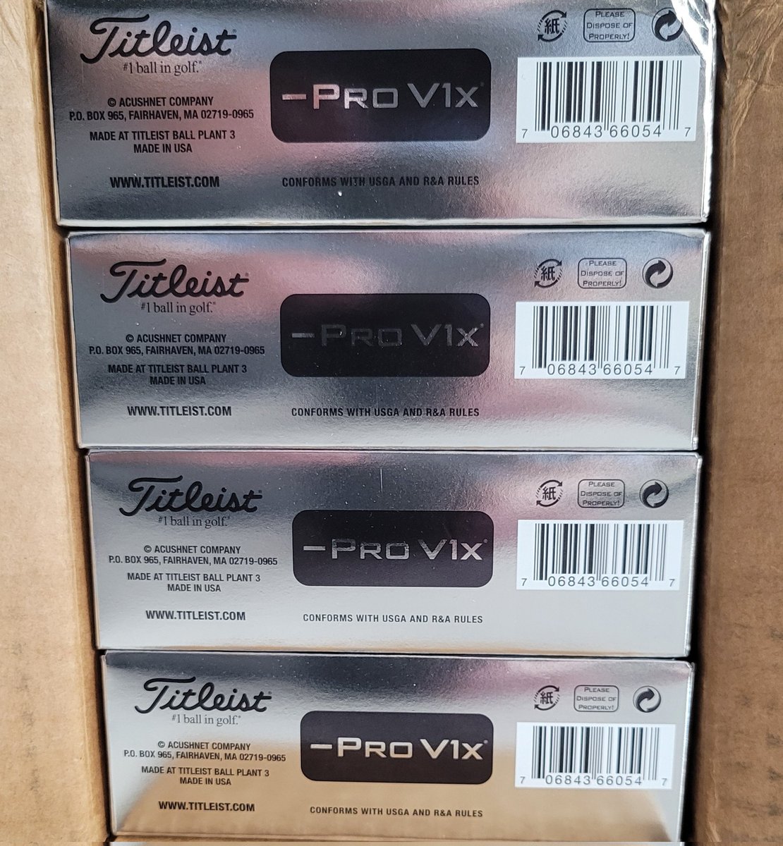 Christmas in April 😁 @Titleist #LeftDash #GolfChat