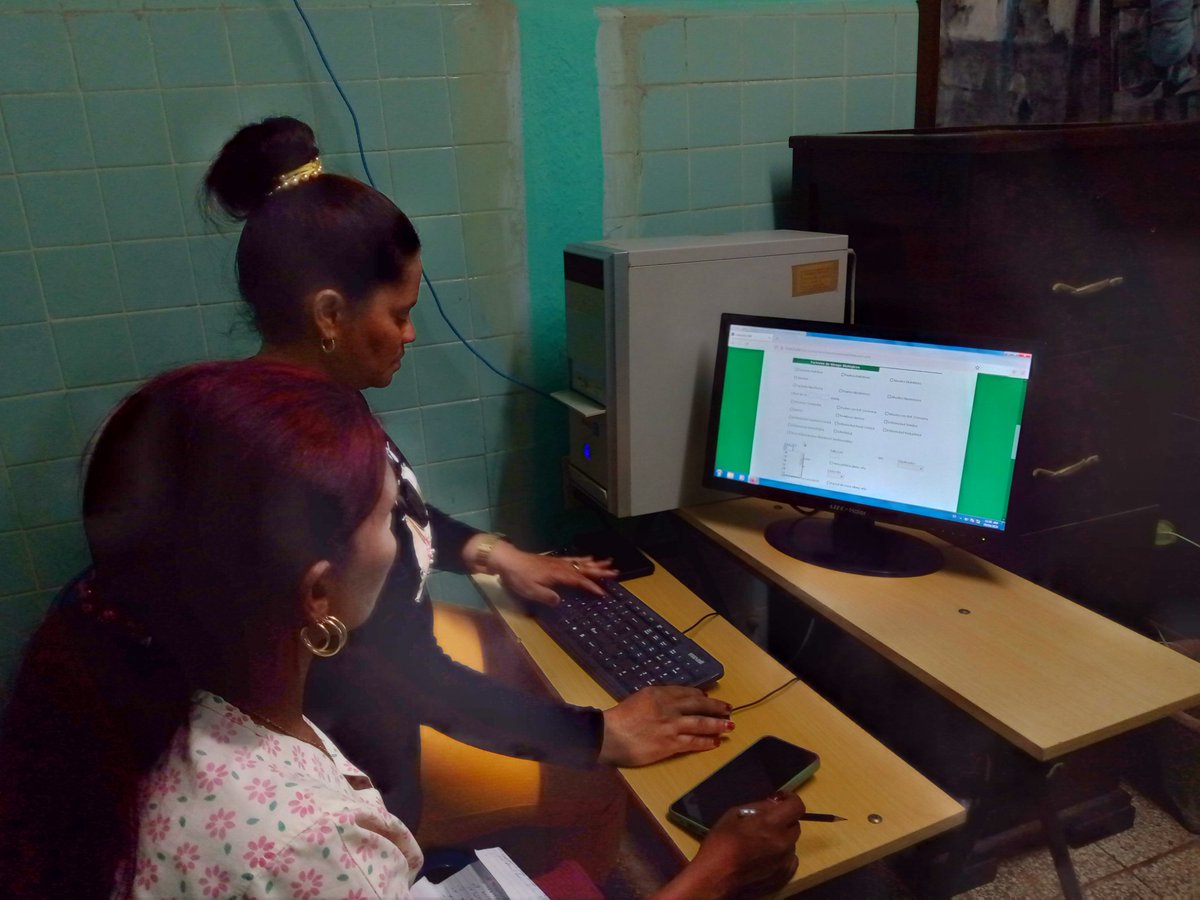 ⚕️👉Evidenciando la intersectorialidad trabajan de conjunto Salud y Educación en el Municipio de Amancio #LasTunas como parte del proceso de digitalización de las gestantes y las pacientes con riesgos reproductivos. #CubaPorLaVida