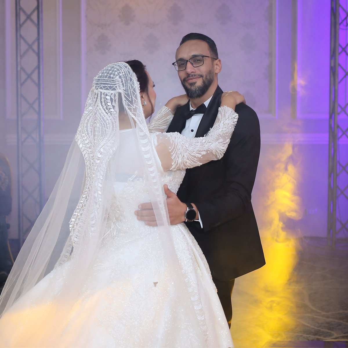 #NewProfilePic
اخييييراااا وبعد سنين عملناها 😂🥰
واتجوزنا وكانت احلي عروسة فالدنيا <a href="/hanaa1006/">💎هــنااٰ۶ 💫</a>
ربنا يقدرني واقدر اسعدك واخليكي اسعد واحدة فالدنيا ❤️