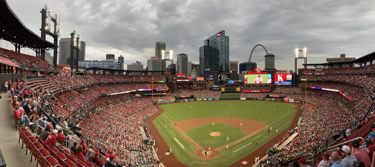 Ben_Fred's tweet photo. Tonight’s crowd for Sonny Gray #STLCards debut https://t.co/5WRpmzvY4Z