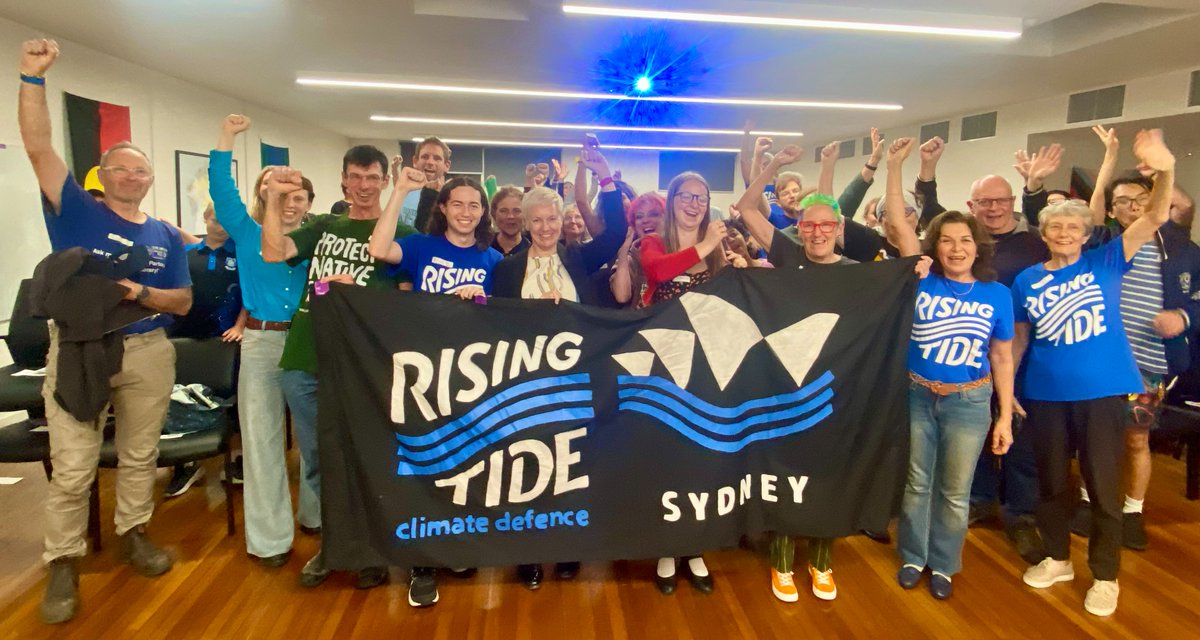 We are The First Wave! In November 2023 a big breaker of grassroots climate action closed down the Newcastle Coal Port for 32 hours. Now there's a movie! The world premiere screened to an enthusiastic crowd in Sydney last week. Coming soon to a community venue near you...