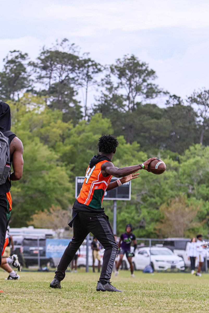 bottleyiv's tweet image. 7v7 szn✅ 

#juniorsznloading #bootboy4