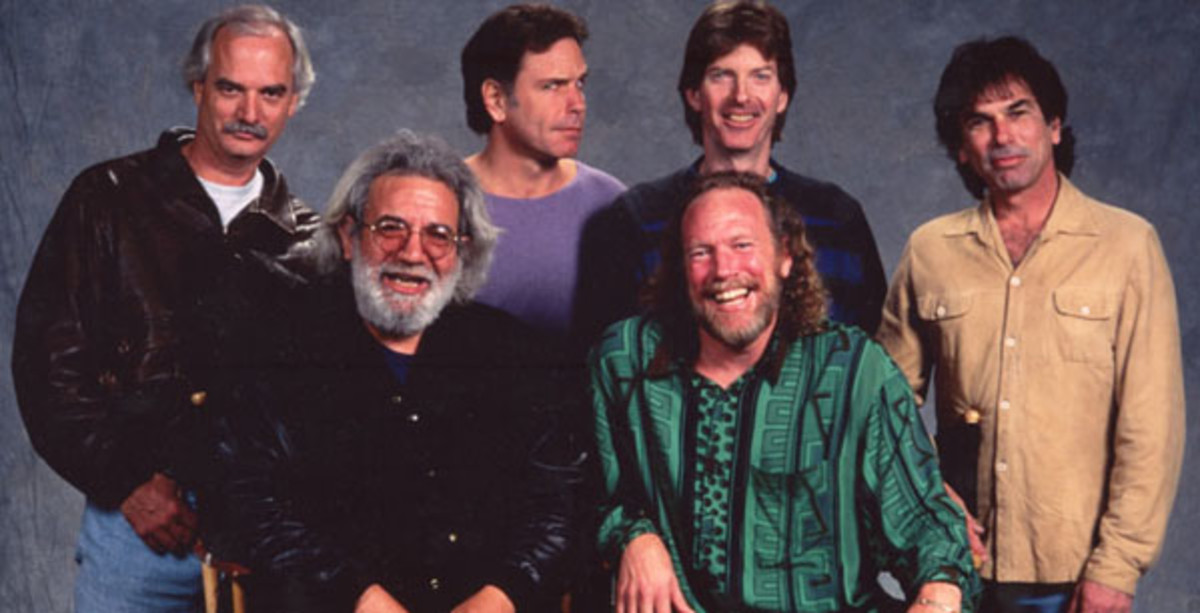#EarthTunes river 10. 'Lazy River Road' Grateful Dead SO MANY ROADS 1965-95 box set 1999 The above track was recorded live in the studio at a rehearsal in 1993. The song may have been headed for the Dead's final studio album, which sadly never appeared. youtu.be/XhWd848wX8A