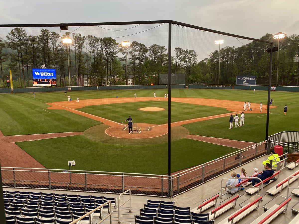 No. 8 @UKBaseball makes a stop in Birmingham tonight to tangle with Samford. First pitch is 8:30p ET and our @GoToHucks Pregame Report fires up at 8:15. We’ll hear from @jackson_nove and @Coach_Mingione! Join us on the @UKSportsNetwork! Listen here: ukathletics.com/news/2024/04/0…